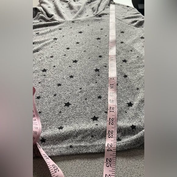 Coin 1804 Grey & Black Star Stretchy Top Size Medium - Picture 8 of 10